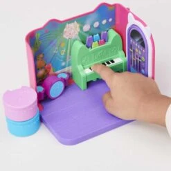 Casa De Muñecas: Sala De Música Con Figura DJ Y Accesorios ㅤ -Juguetería medias 1527