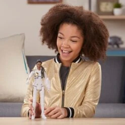 Los Vengadores - Valquiria - Figura Titan Hero -Juguetería medias 187