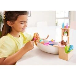 MATTEL Barbie - Muñeca Y Bañera De Burbujas -Juguetería medias 500